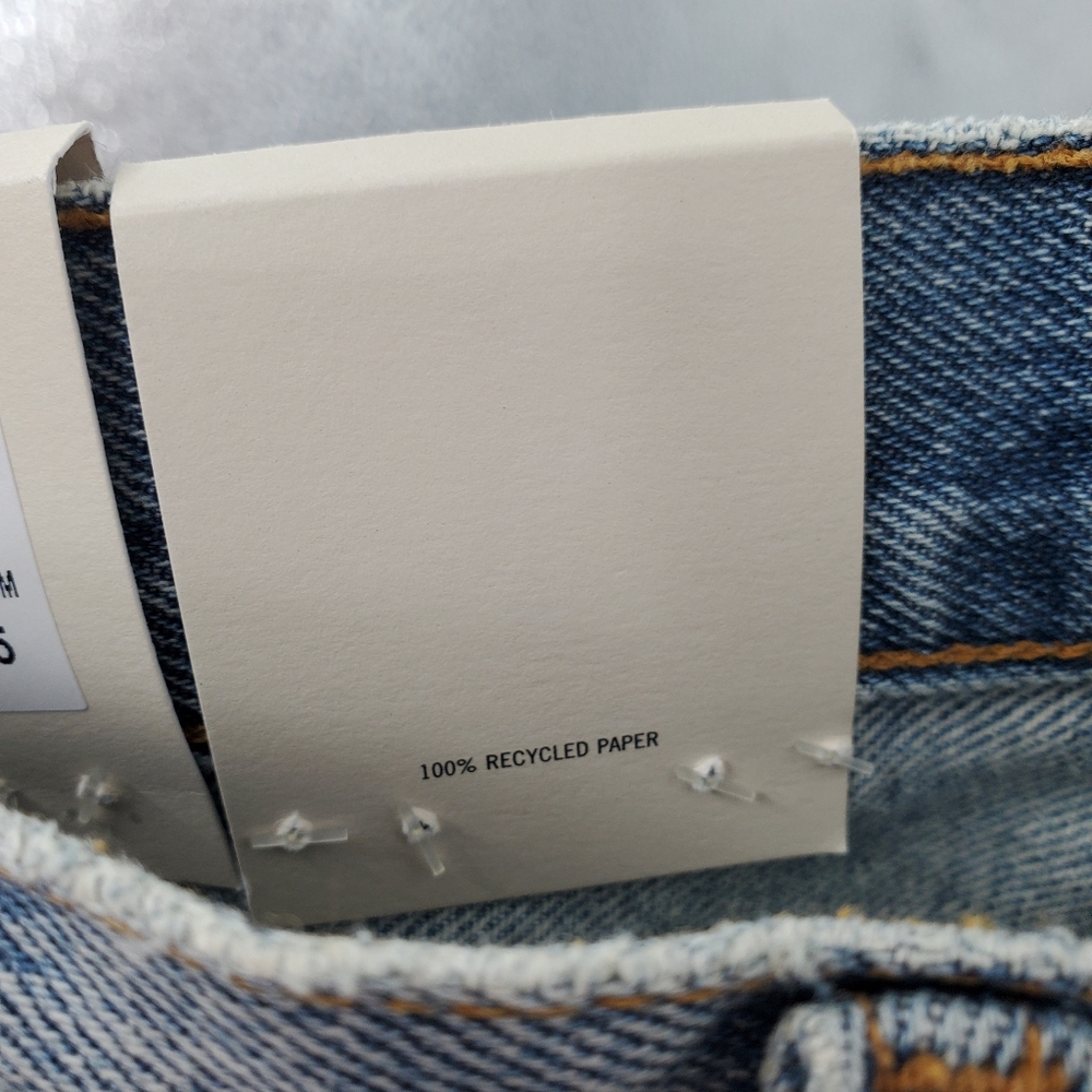 Agolde Criss Cross Upsized Organic Denim Jean Shorts in Momentum NEW WITH TAGS - Picture 6 of 8